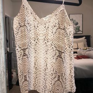 Snakeskin tank top with lace detail